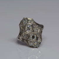 front view of the dinner ring