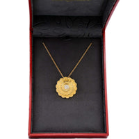 the afrodita pendant in its carrera y carrera box