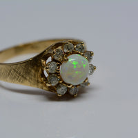 closeup view of the ring from the side