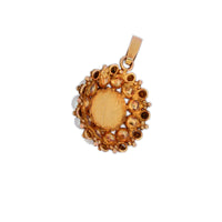 viewing the rear of the pendant