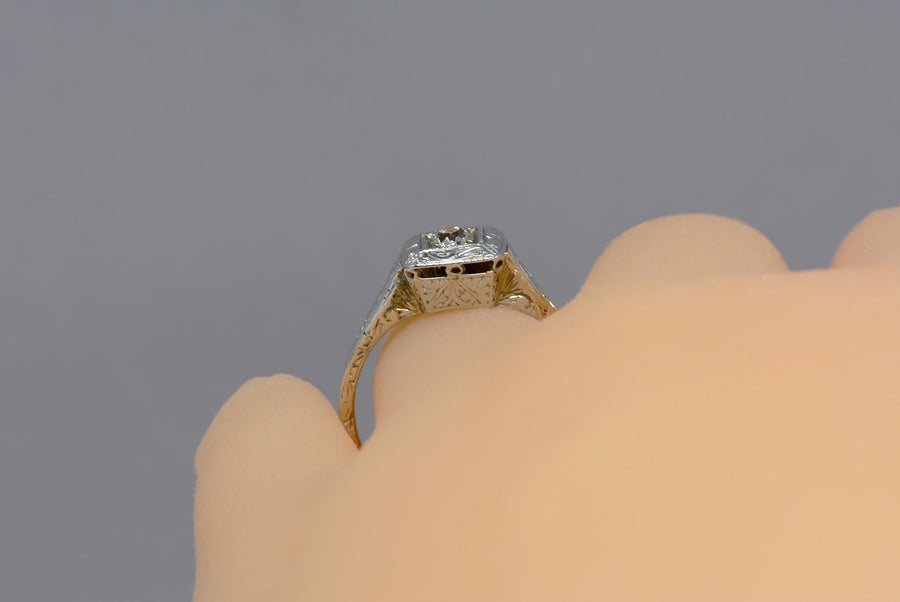 side profile of the ring on a finger