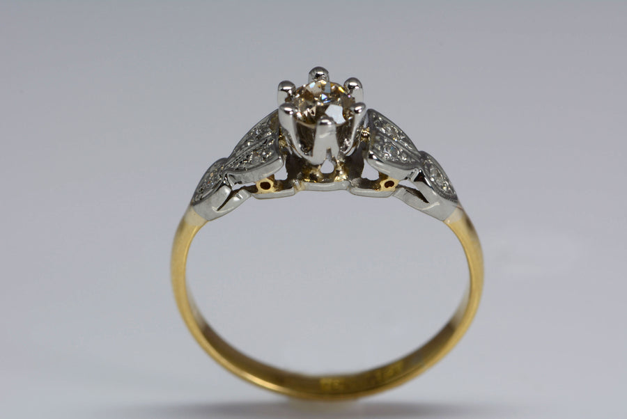 side profile view of the ring