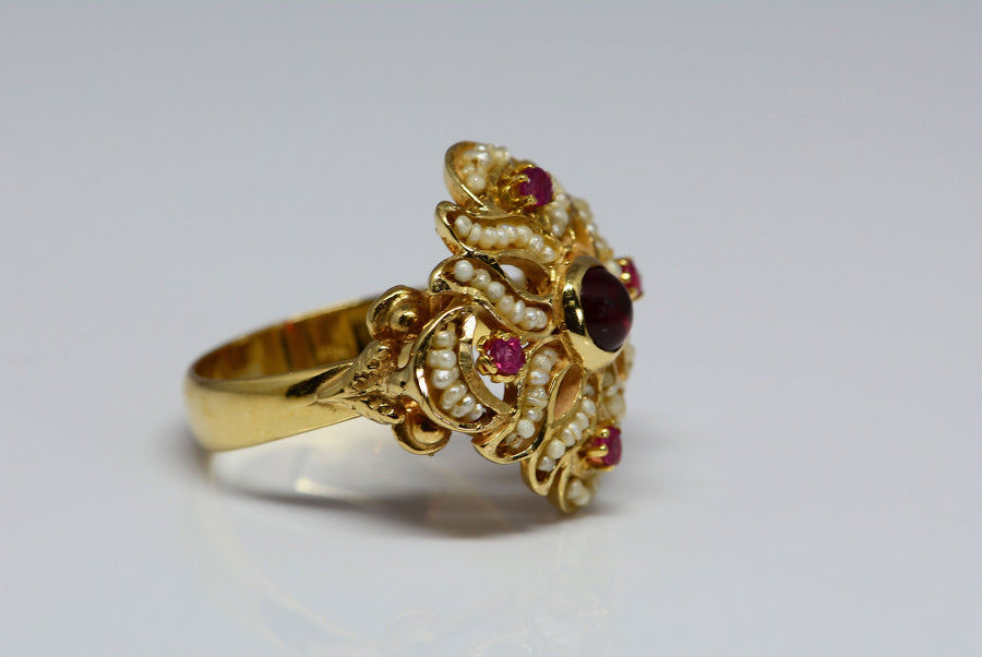 side profile view of the ring